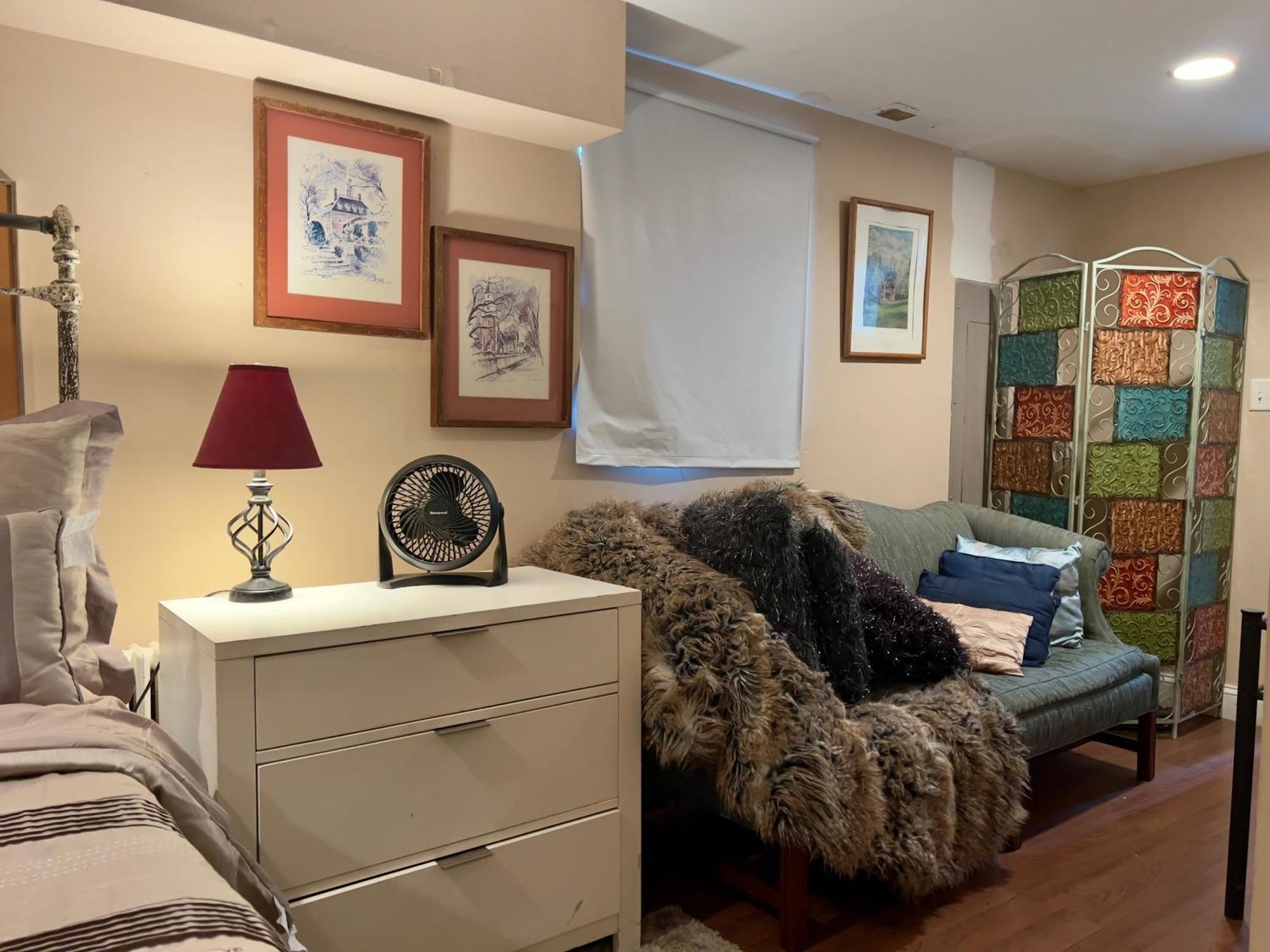 Charming 1-Bedroom Basement Close To Dc Pets Allowed Арлингтон Экстерьер фото